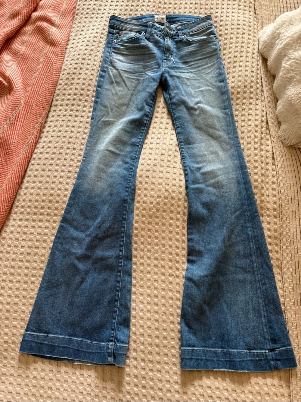 Hudson Jeans Low Rise Women's Blue Flare Jeans - Mid Wash